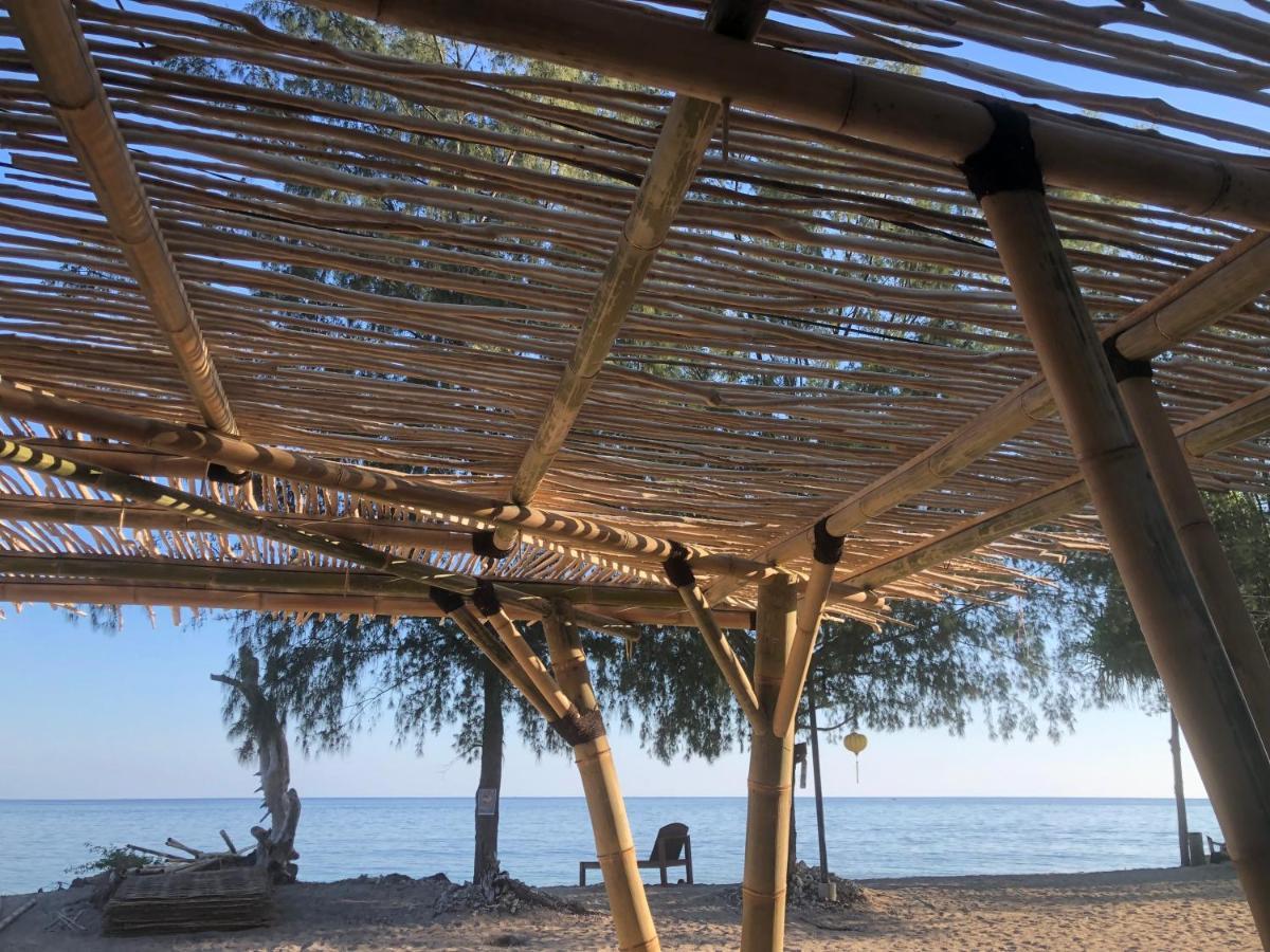 La Boheme Hotel Gili Air Bagian luar foto