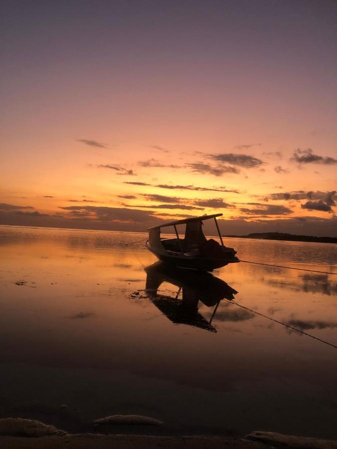 La Boheme Hotel Gili Air Bagian luar foto