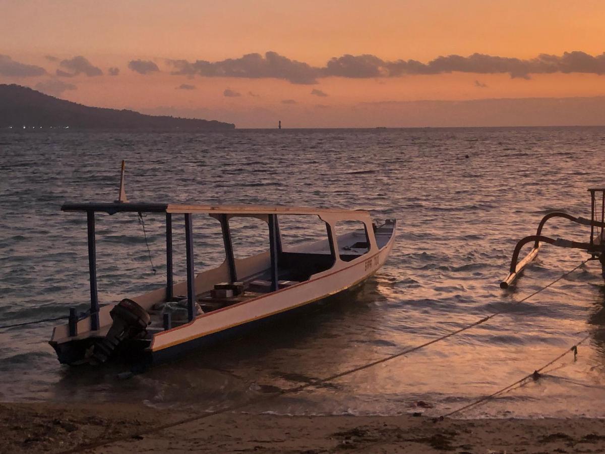 La Boheme Hotel Gili Air Bagian luar foto