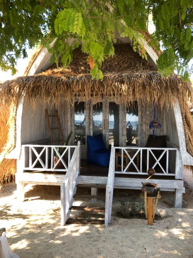 La Boheme Hotel Gili Air Bagian luar foto